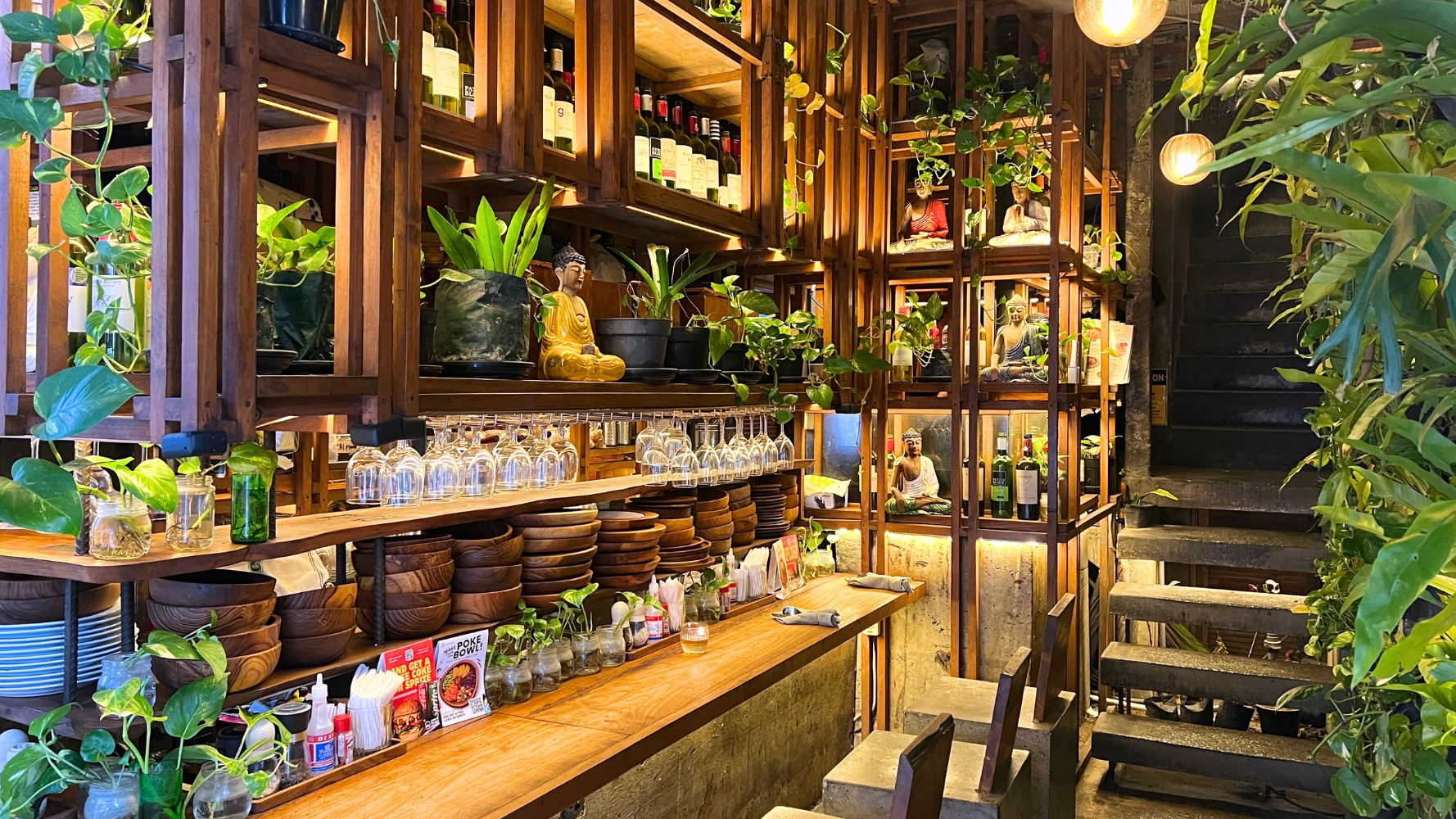 Aesthetic Cafes in Ubud: 7 Beautiful Spots Worth Adding to Your Itinerary Image
