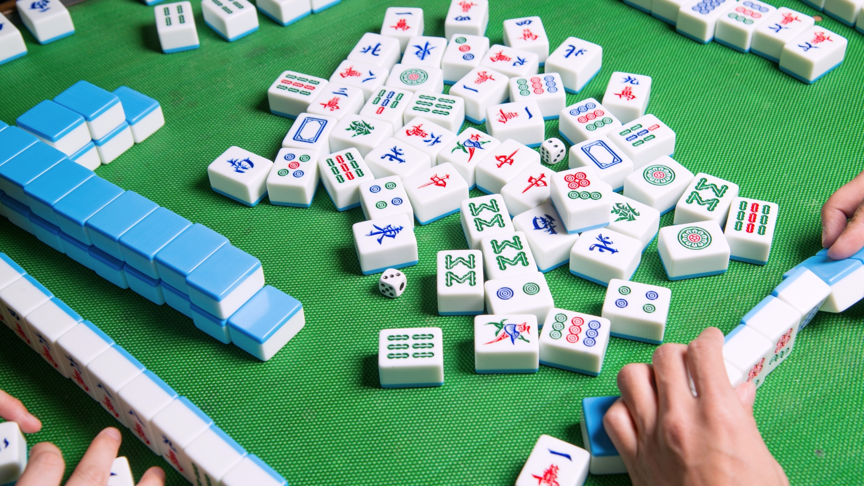 Mahjong in Bali: 10 Fun Places to Play with Friends Image